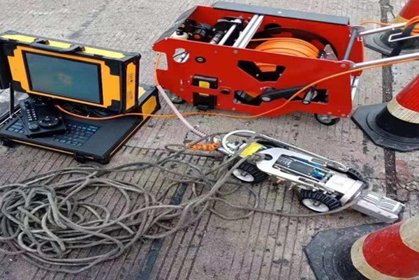 封开CCTV管道检测机器人