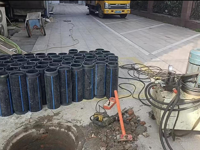 封开PE置换管厂家 DN315置换管 非开挖管短管置换
